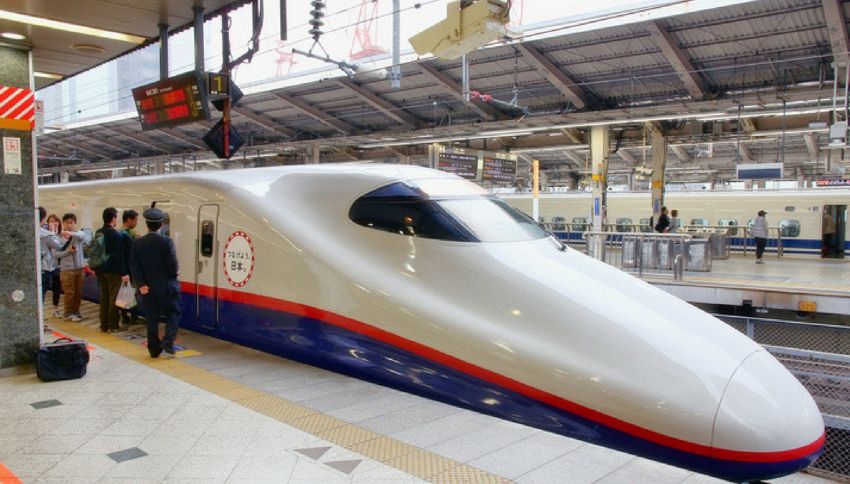 Giappone, treno parte 20 secondi in anticipo. Compagnia si scusa