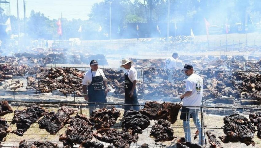 Uruguay, il barbecue più grande al mondo entra nel Guinness