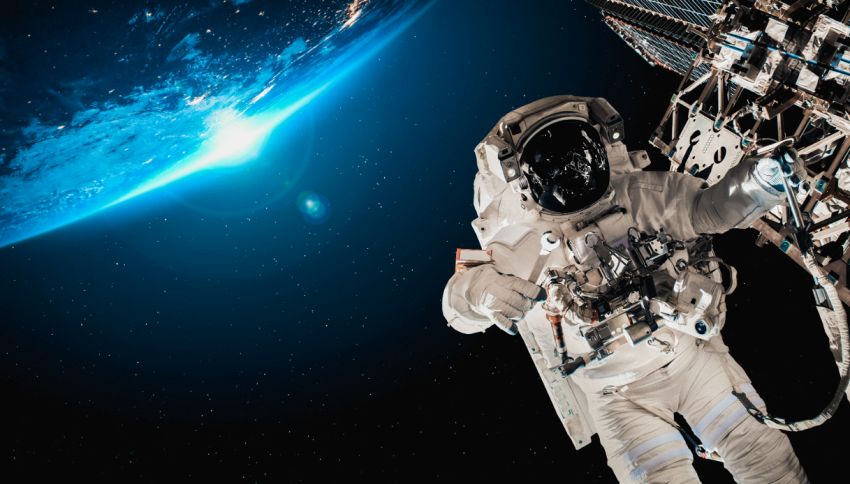 Perché gli astronauti fluttuano nello spazio? Non c'entra l'assenza di gravità