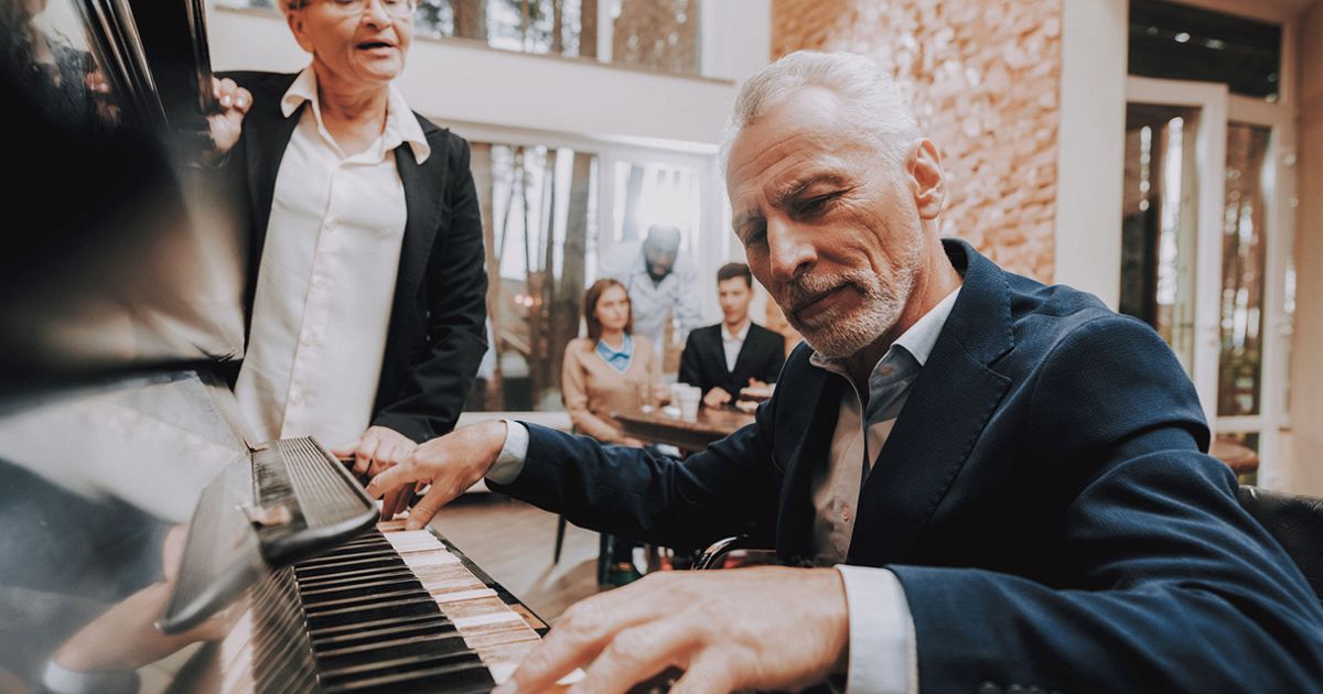 Lei Suona Il Piano E Lui La Tromba