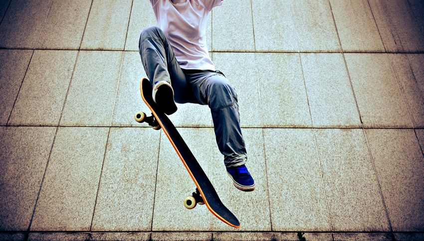 13 anni, quello che fa con lo skateboard ha dell'incredibile