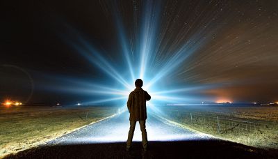 A Luglio verremo contattati dagli extraterrestri: la profezia