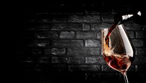 Dai rubinetti esce il Lambrusco: 'miracolo' nel modenese