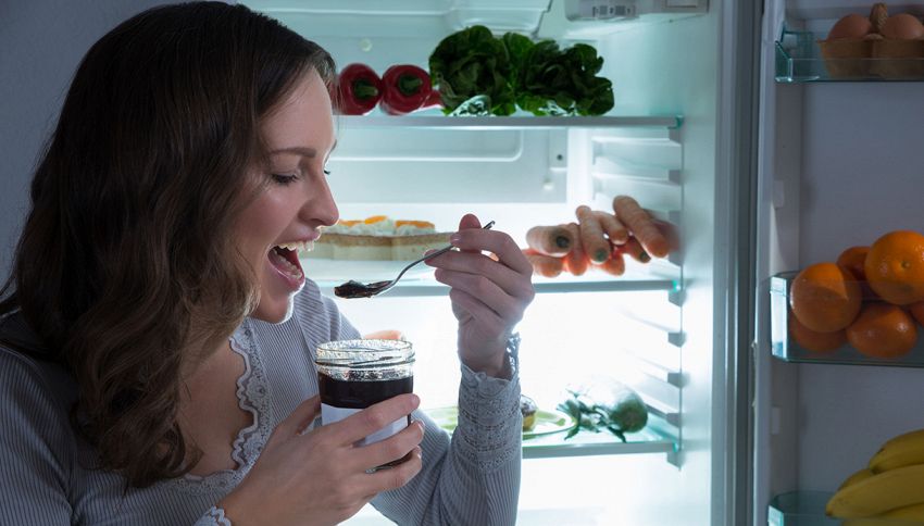 Cibi scaduti: gli insospettabili che puoi mangiare anche dopo settimane (e oltre)