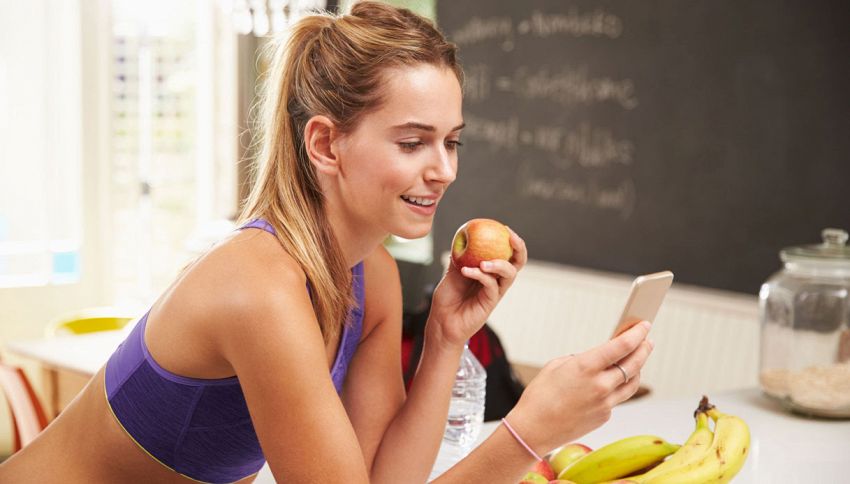 Dieta, lo spuntino a base di frutta non è sempre salutare: l'orario in cui non mangiarlo