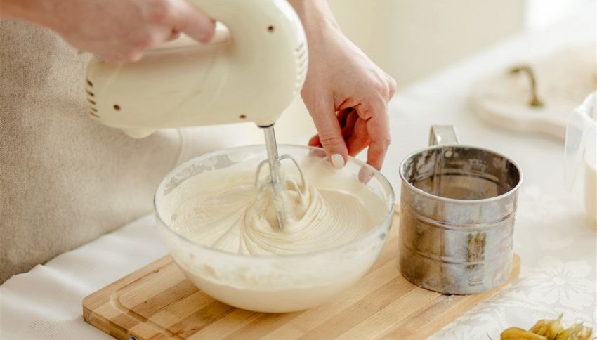 Bicarbonato al posto del lievito per dolci: il rischio che corri