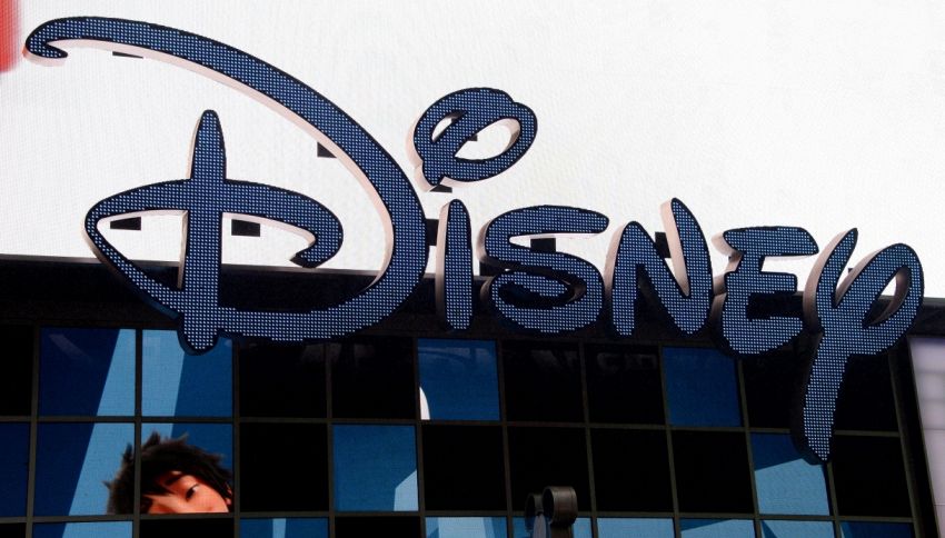 Disney si autocensura e vieta tre titoli ai minori di 7 anni