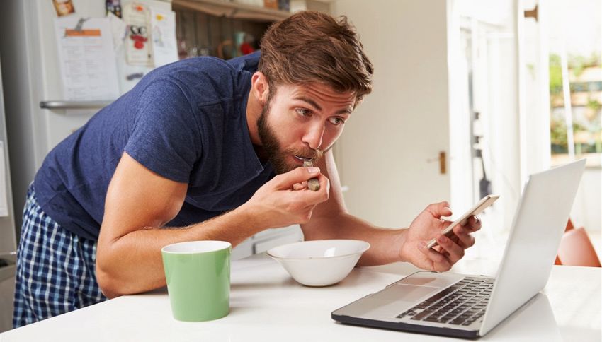 Colazione, ecco perchè è meglio farla prima delle 8.30