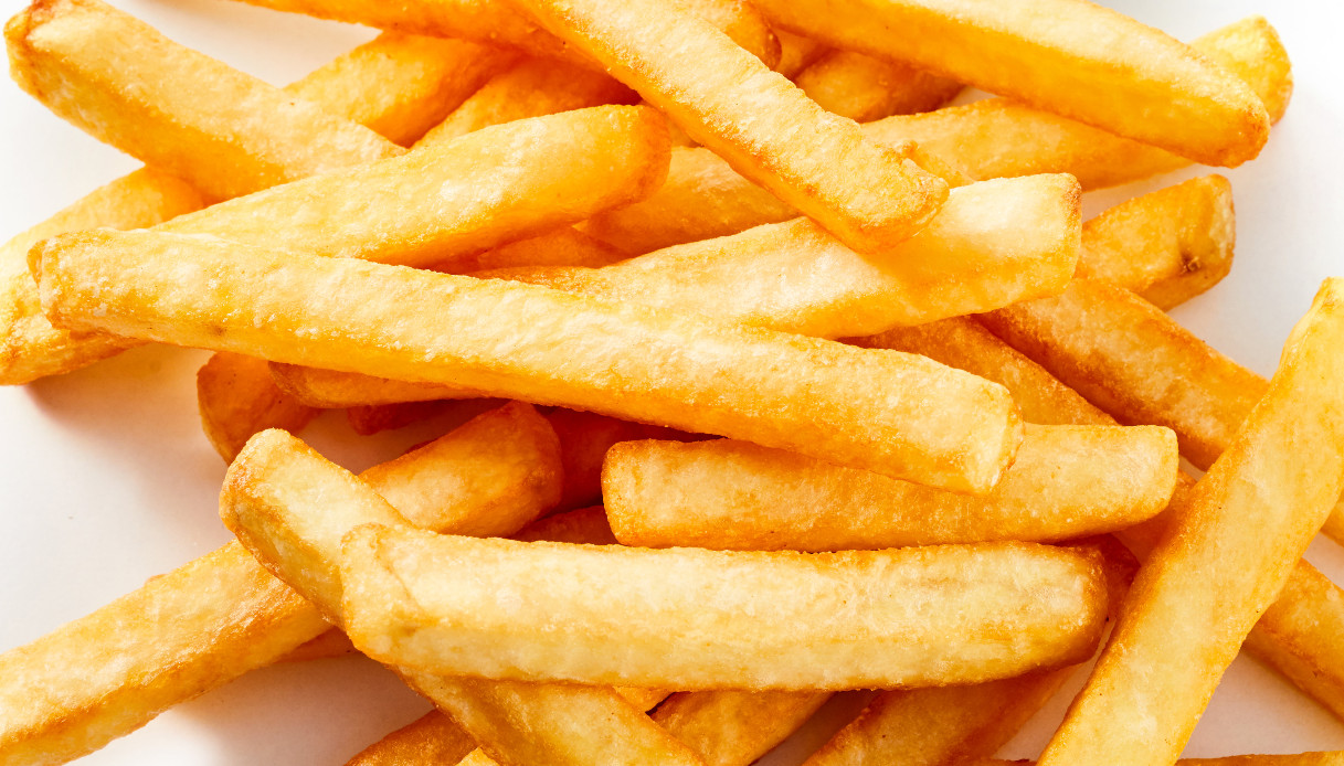 Fast food, trucco 'bicchiere vuoto' per avere patatine croccanti