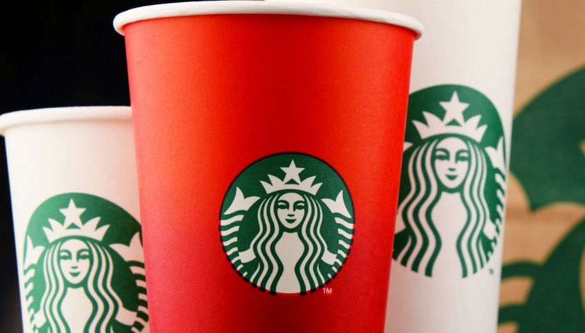 La sfida di TikTok fa consumare gratis da Starbucks per un anno