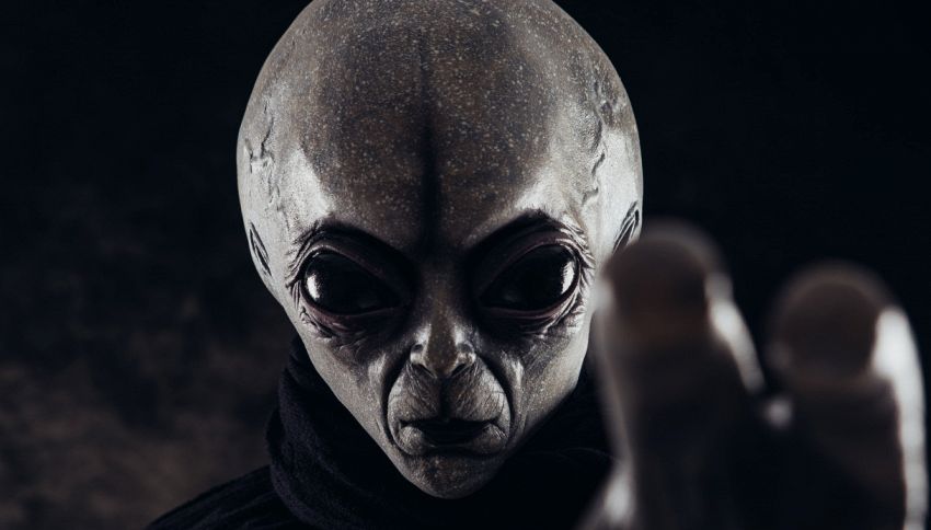 La NASA assume teologi per prepararci agli alieni