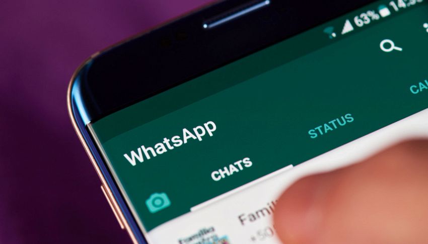 Il trucco Whatsapp per ascoltare i messaggi in anteprima