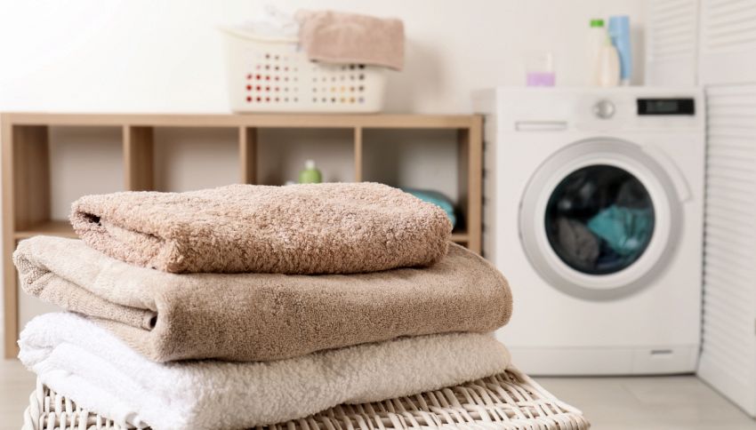 Perché gli asciugamani lavati hanno un cattivo odore? Cosa sbagli