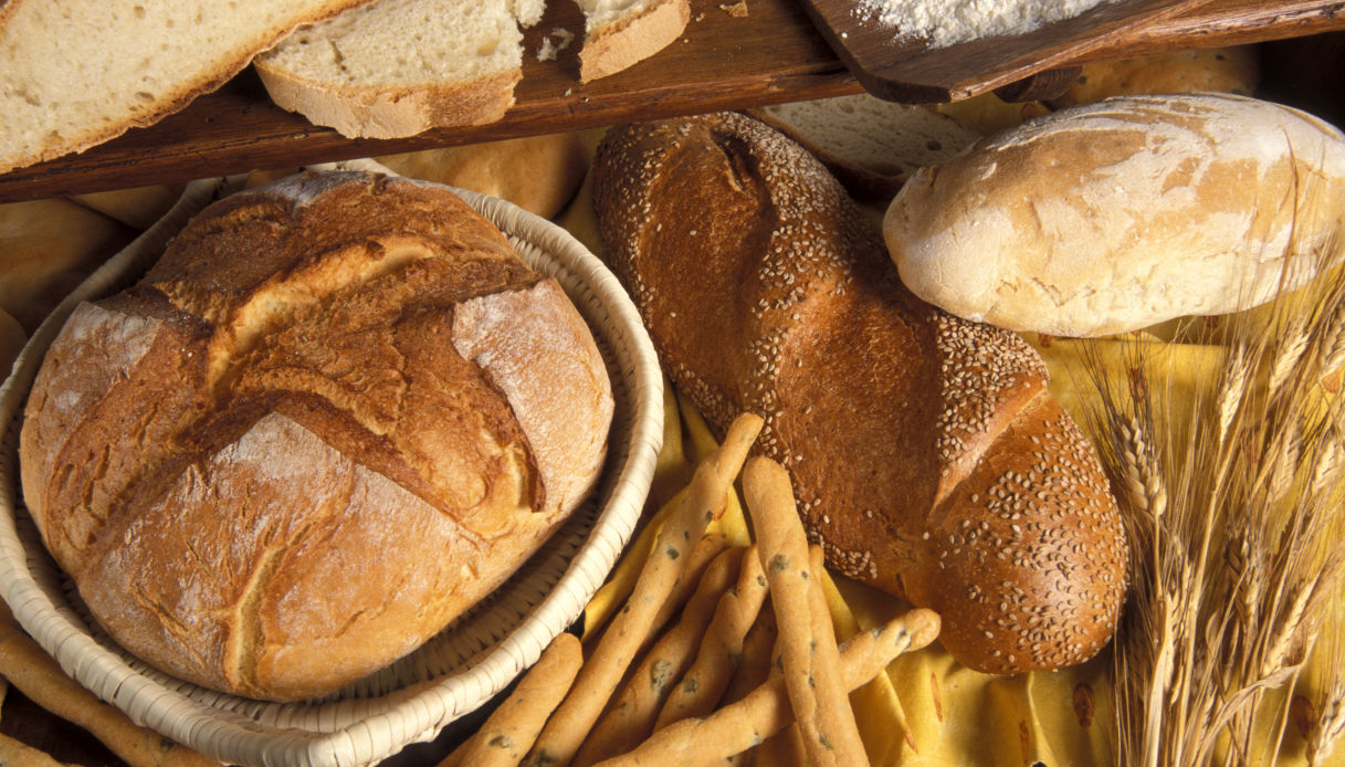 Dieta, grissini o cracker al posto del pane? Non dovresti farlo
