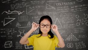 Bambina più intelligente di Einstein: il suo impressionante QI