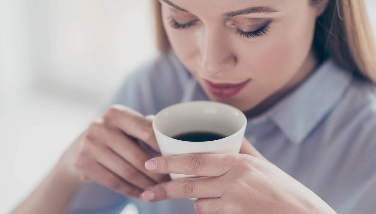 Il segreto per vivere più a lungo potrebbe essere nella tua tazza di caffè