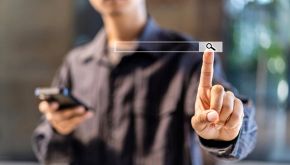 Sito web più inquietante del mondo trova tutte le tue foto online