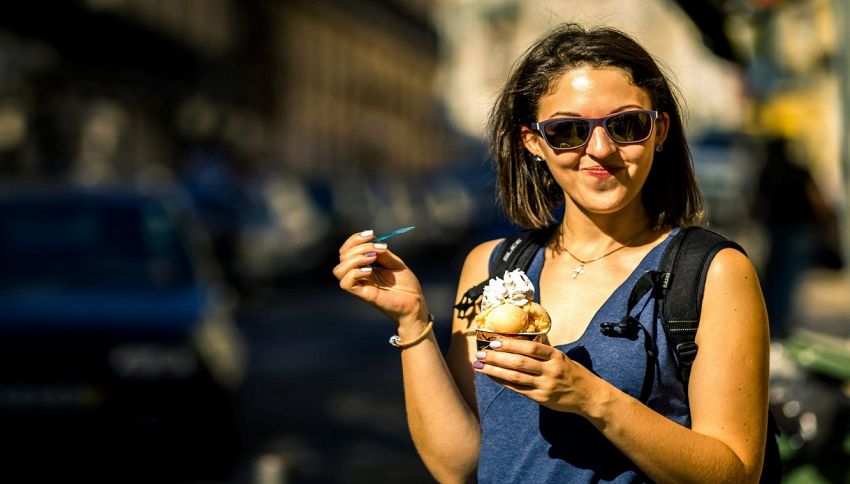 Cosa accade se mangi spesso il gelato: effetti non solo sul peso