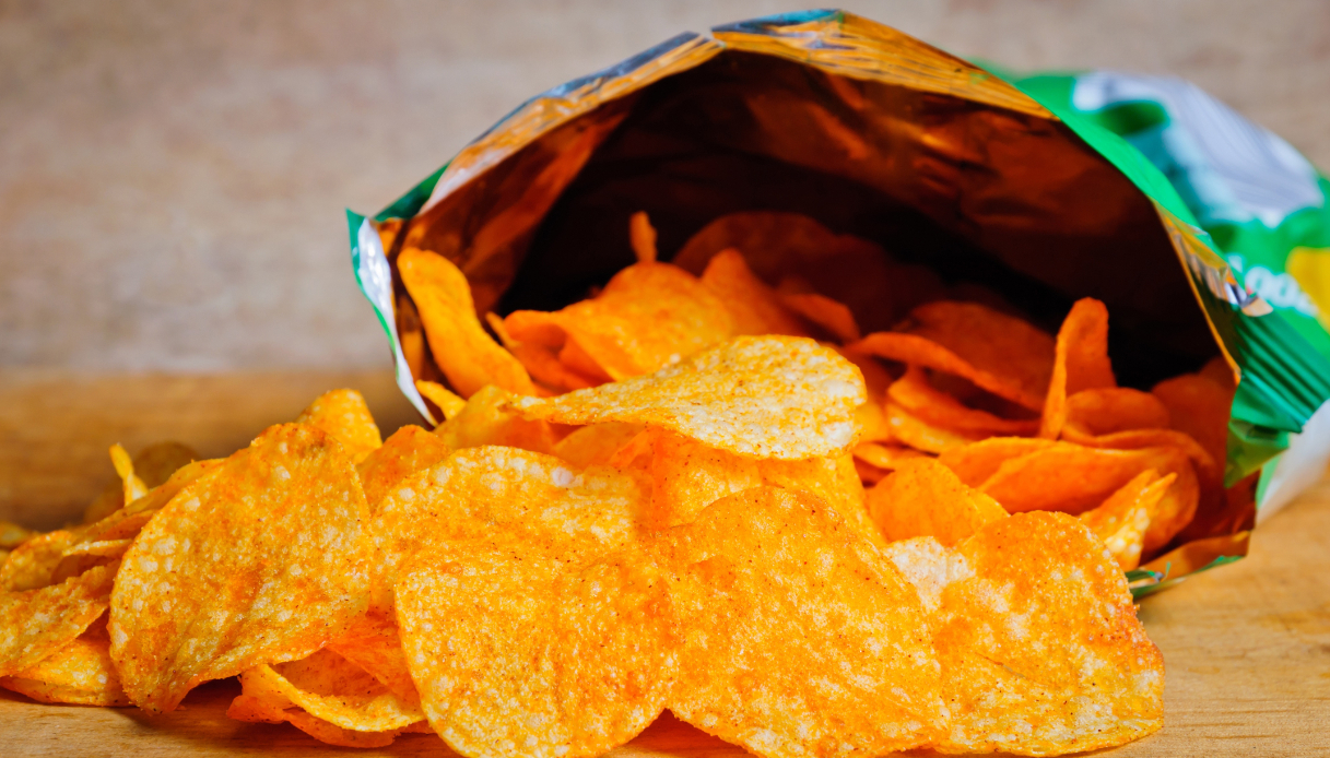 Patatine alla paprica, fanno male? Cosa dovresti sapere