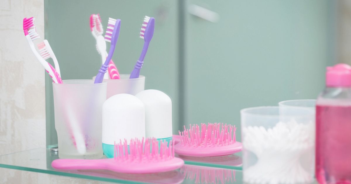 Portaspazzolino Da Denti In Plastica ABS Ventilato – Fori Di Drenaggio, Vassoio Antigoccia Rimovibile, Per Famiglia (blu)