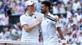 Djokovic, gesto ironico su Sinner: c'entrano anche le carote