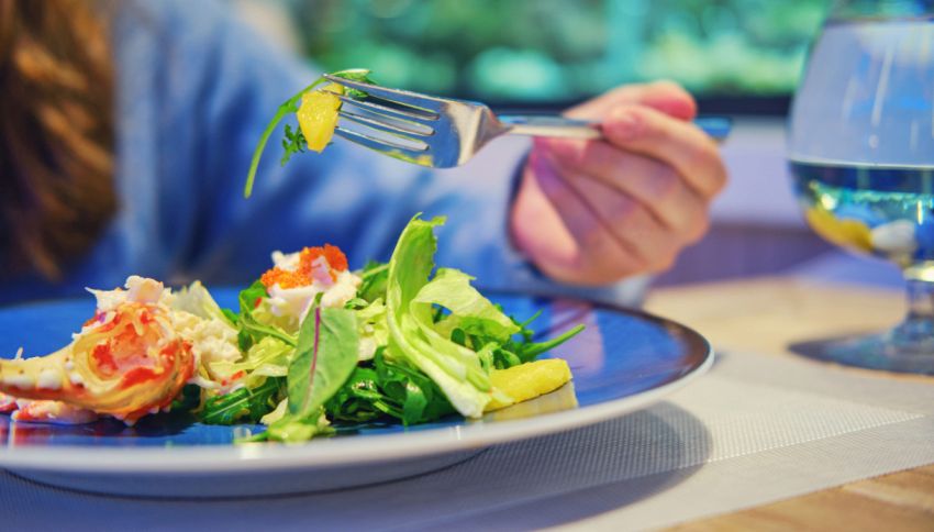 Ritrova la forma perfetta con 'il trucco delle posate': mangerai meno senza sforzo