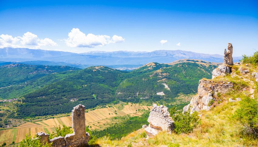 Abruzzo, se vai in vacanza qui ricevi un regalo unico: l'esperienza gratuita da vivere