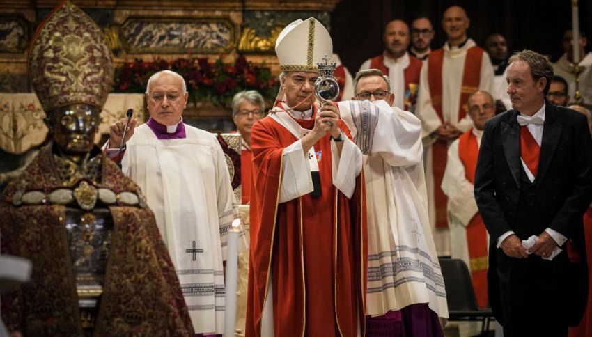 Miracolo di San Gennaro, cosa è successo quando il sangue non si è sciolto