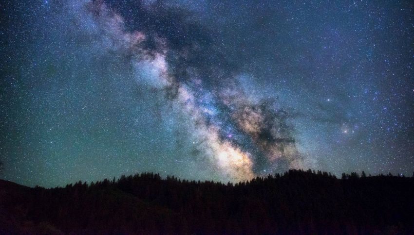 Straordinario spettacolo nel cielo di febbraio che non si ripeterà fino al 2492: cosa accadrà