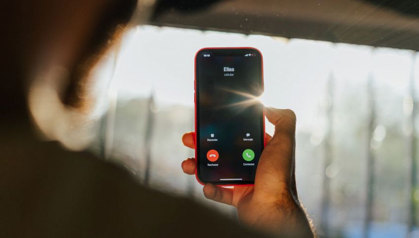 Truffa, 'non trovo il telefono mi fa uno squillo?': il nuovo modo per “rubare” il tuo numero