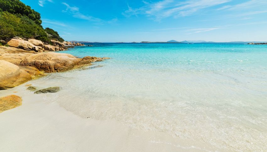 Lasciate perdere le affollate Amalfi e Sorrento: questo paradiso italiano vanta le spiagge più belle del mondo secondo una famosa rivista britannica
