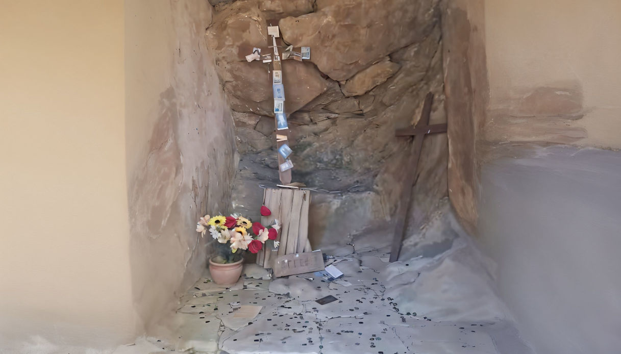 Umbria, c'è una cappella segreta sull'Isola Maggiore: dentro si nasconde il tesoro di San Francesco