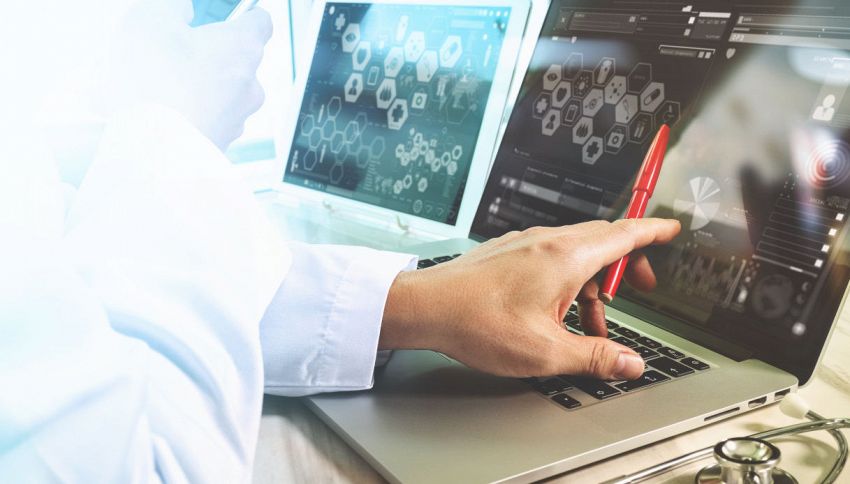 Carichi referti medici su ChatGPT? Stai mettendo a rischio salute e privacy, avverte il Garante. Ecco il motivo