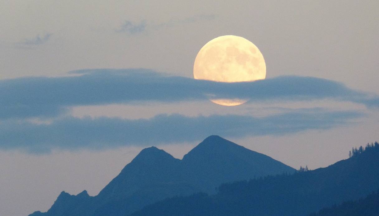Luna Nuova da record arriva il 20 novembre: ecco perché sarà speciale per ben 18 anni