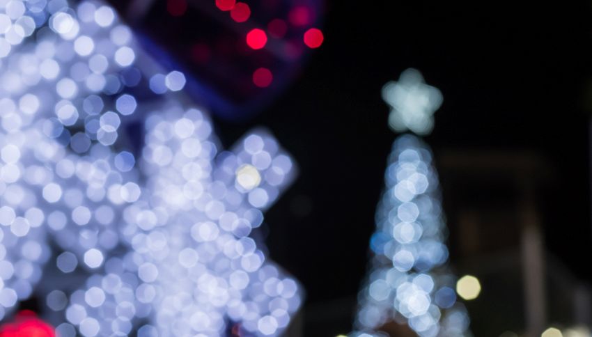 Le città italiane che a Natale diventano magia pura: dalla costellazione luminosa al grattacielo di sfere. Dove vedere le installazioni luminose