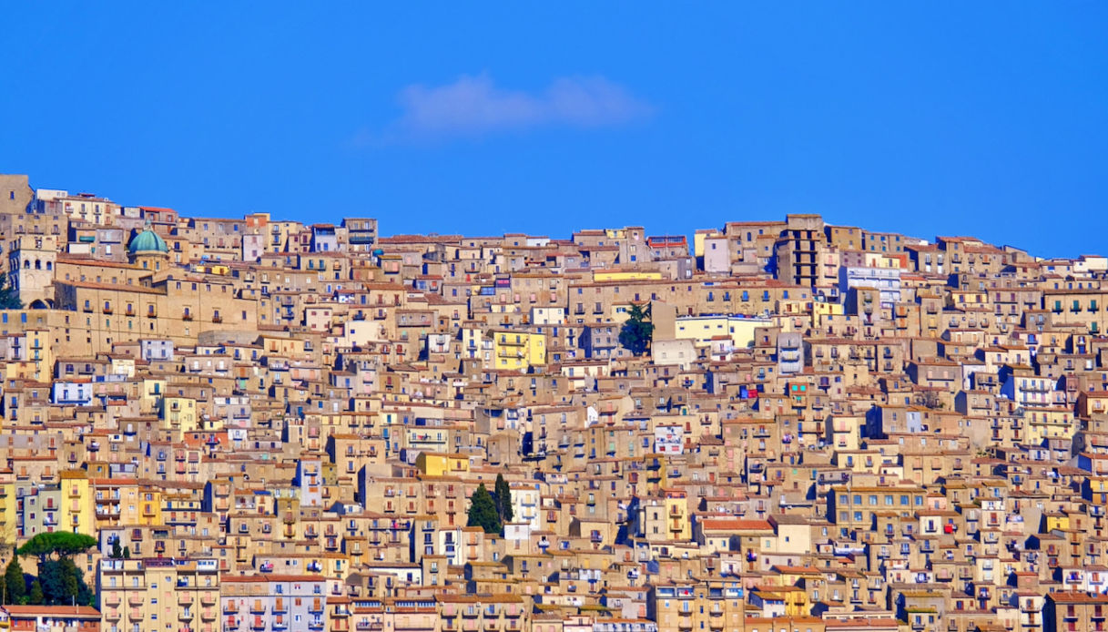 Il borgo siciliano che ha conquistato il Guardian: perch&eacute; tutti ora vogliono andarci