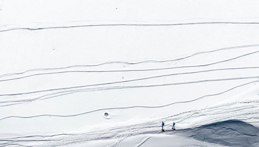 Malpensa, l'opera 'White Entropy' che si consuma sotto i piedi come il Monte Bianco per denunciare la crisi climatica