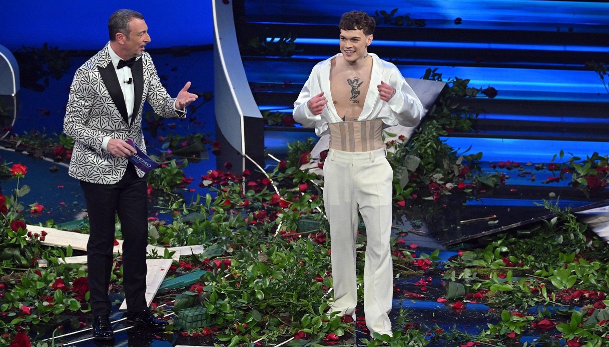 Auguri al cantante Blanco, chi sono i vip che festeggiano il compleanno con lui il 10 Febbraio