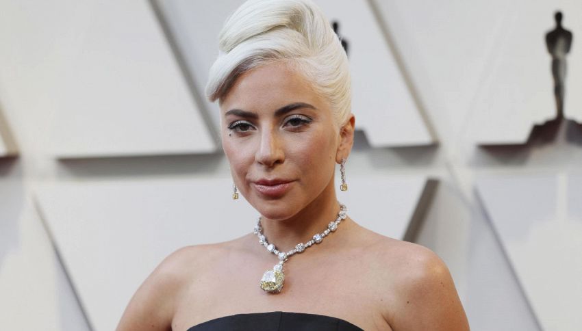 I gioielli pi&ugrave; costosi mai visti agli Oscar: dalla collana da 30 milioni di dollari di Lady Gaga ai diamanti da 20 milioni di dollari di Madonna
