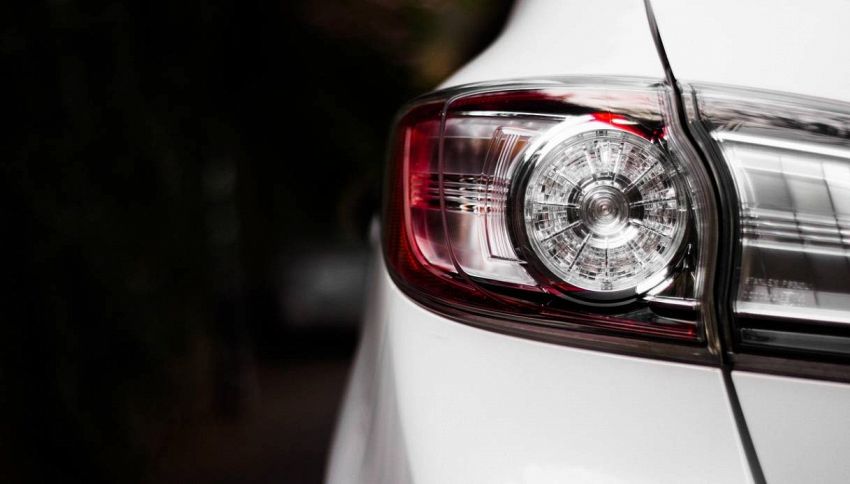 Multa fino a 344 euro se ti fermano cos&igrave; in auto: questo indicatore deve funzionare sempre ed &egrave; obbligatorio per legge