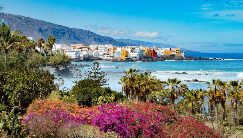 Alcune isole della Spagna nella lista di allerta delle guide turistiche in lingua inglese: cosa sta succedendo