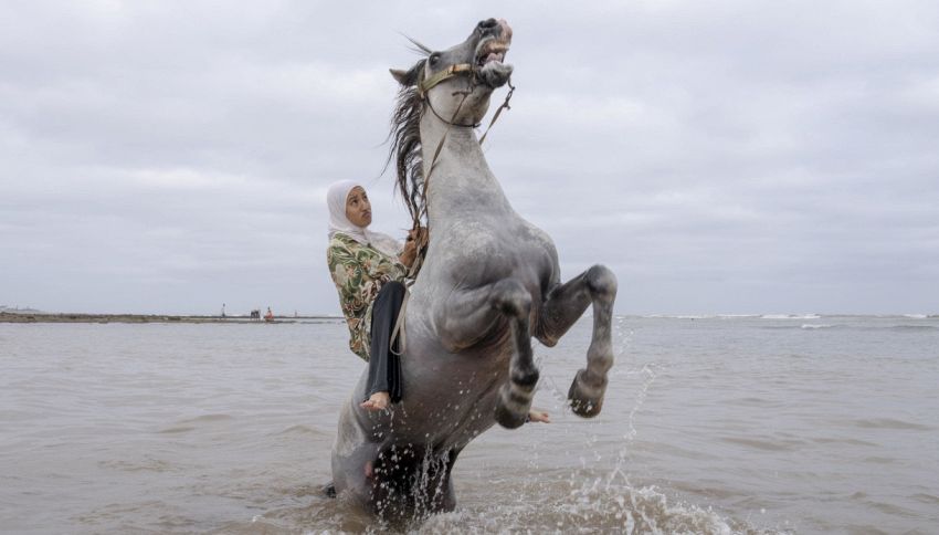 World press photo 2026, questa foto sta facendo parlare il mondo ed &egrave; stata scattata da una fotografa italiana