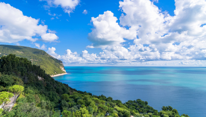 Da Ponza al Conero fino al Gargano: le spiagge italiane che sono state premiate dalla rivista britannica Guardian