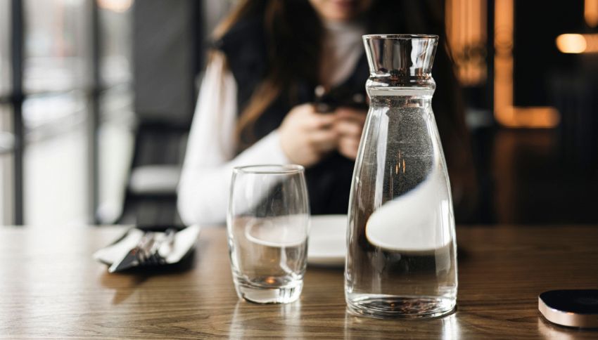 Vuoi risparmiare al ristorante chiedendo acqua del rubinetto? Potresti avere torto