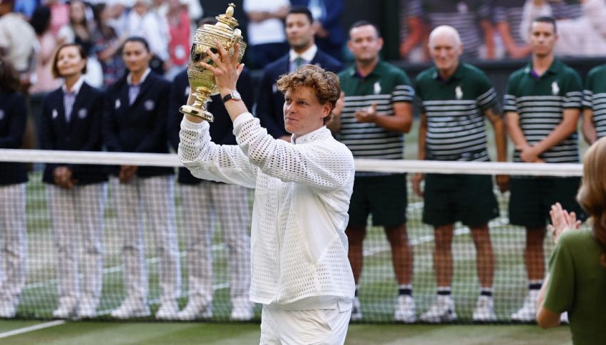 Jannik Sinner, il premio di Wimbledon si dimezza: ecco perch&eacute; perder&agrave; milioni