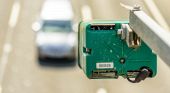 Non basta rallentare: il nuovo autovelox Vergilius Plus rileva molto pi&ugrave; della velocit&agrave;. Dove &egrave; gi&agrave; attivo