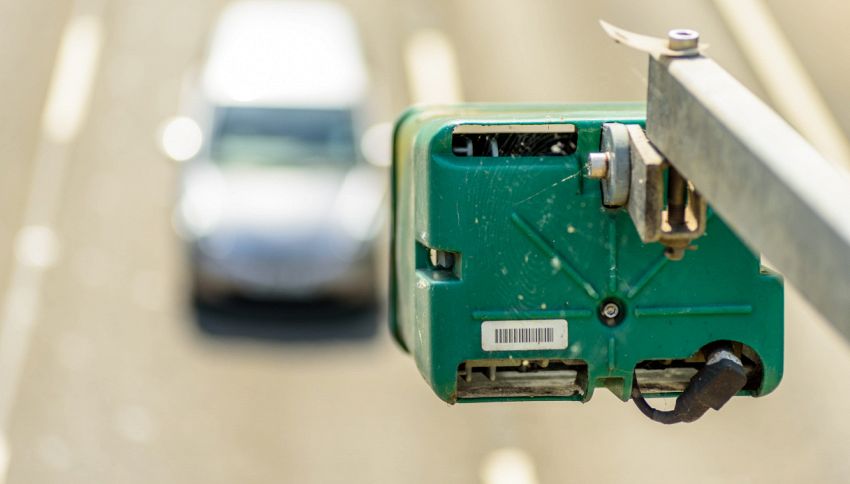 Non basta rallentare: il nuovo autovelox Vergilius Plus rileva molto pi&ugrave; della velocit&agrave;. Dove &egrave; gi&agrave; attivo