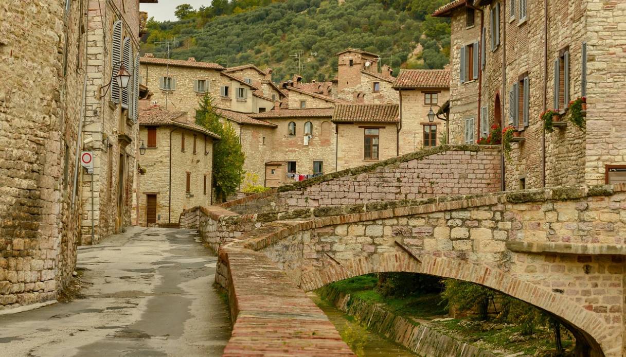Vuoi cambiare vita e trasferirti in un borgo? Ecco tutti i bonus fino a 40mila &euro; che puoi ricevere dalle varie Regioni
