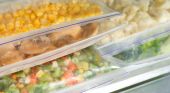 Congelare gli alimenti azzera i batteri? La fake news sul cibo smascherata dall'esperto
