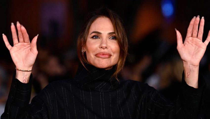 Ilary Blasi sposa Bastian Muller in una villa extra lusso della Costiera Amalfitana: quanto costa dormirci una sola notte